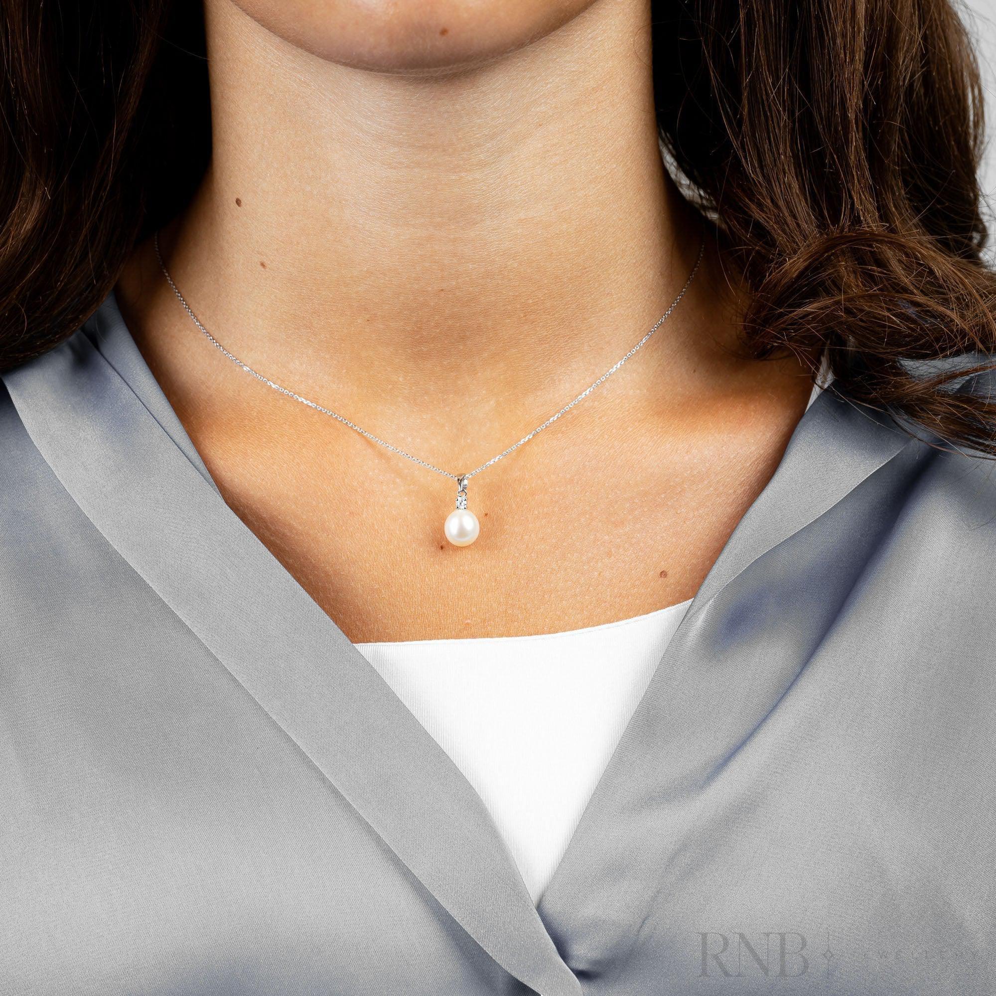 Cultured Pearl & Solitaire Diamond Pendant-RNB Jewellery Cultured Pearl & Solitaire Diamond Pendant-RNB Jewellery