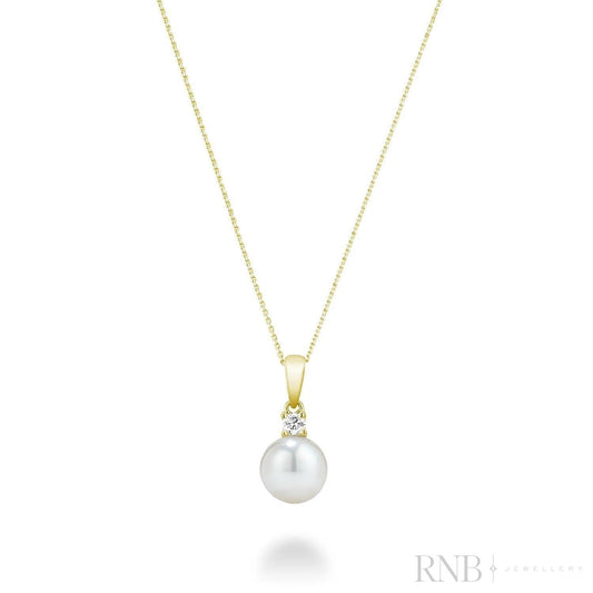Cultured Pearl & Solitaire Diamond Pendant