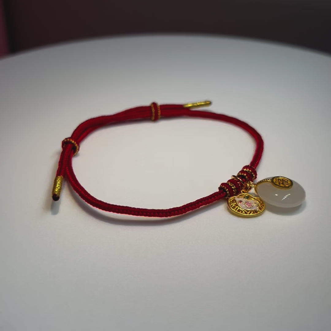 24K Gold Hetian Jade Bracelet Chinese Zodiac (Pig) 24K Gold Hetian Jade Bracelet Chinese Zodiac (Pig)