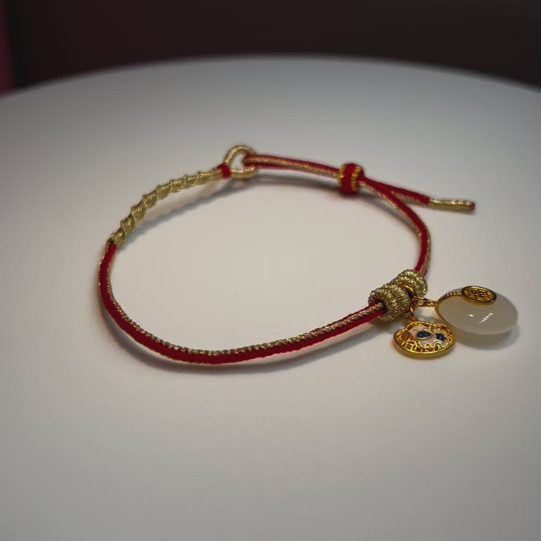 24K Gold Hetian Jade Bracelet Chinese Zodiac (Ox) 24K Gold Hetian Jade Bracelet Chinese Zodiac (Ox)
