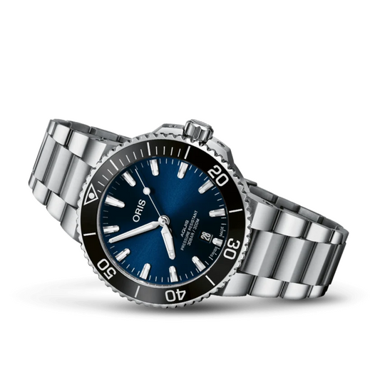 Oris Aquis Date 41.5MM 01 733 7766 4135-07 8 22 05PEB