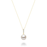 Cultured Freshwater Pearl & Diamond Pendant Cultured Freshwater Pearl & Diamond Pendant