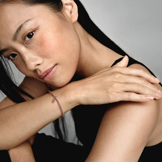 Letter e Script Alphabet Dangle Charm