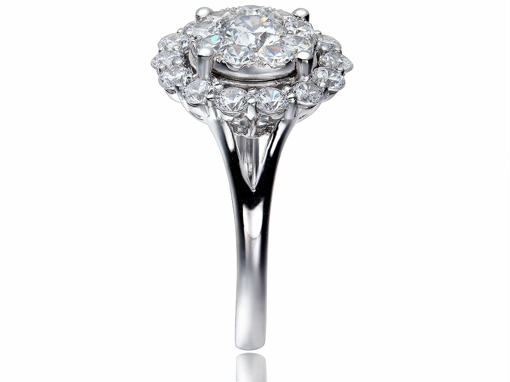 18K WHITE GOLD DIAMOND RING