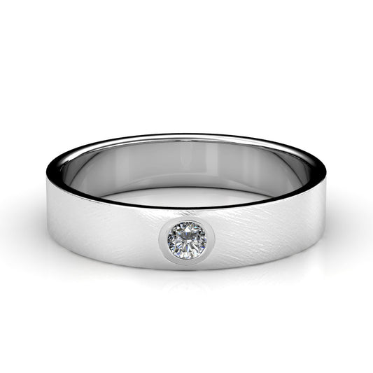 BEZEL SET SINGLE DIAMOND RING IN 18K WHITE GOLD