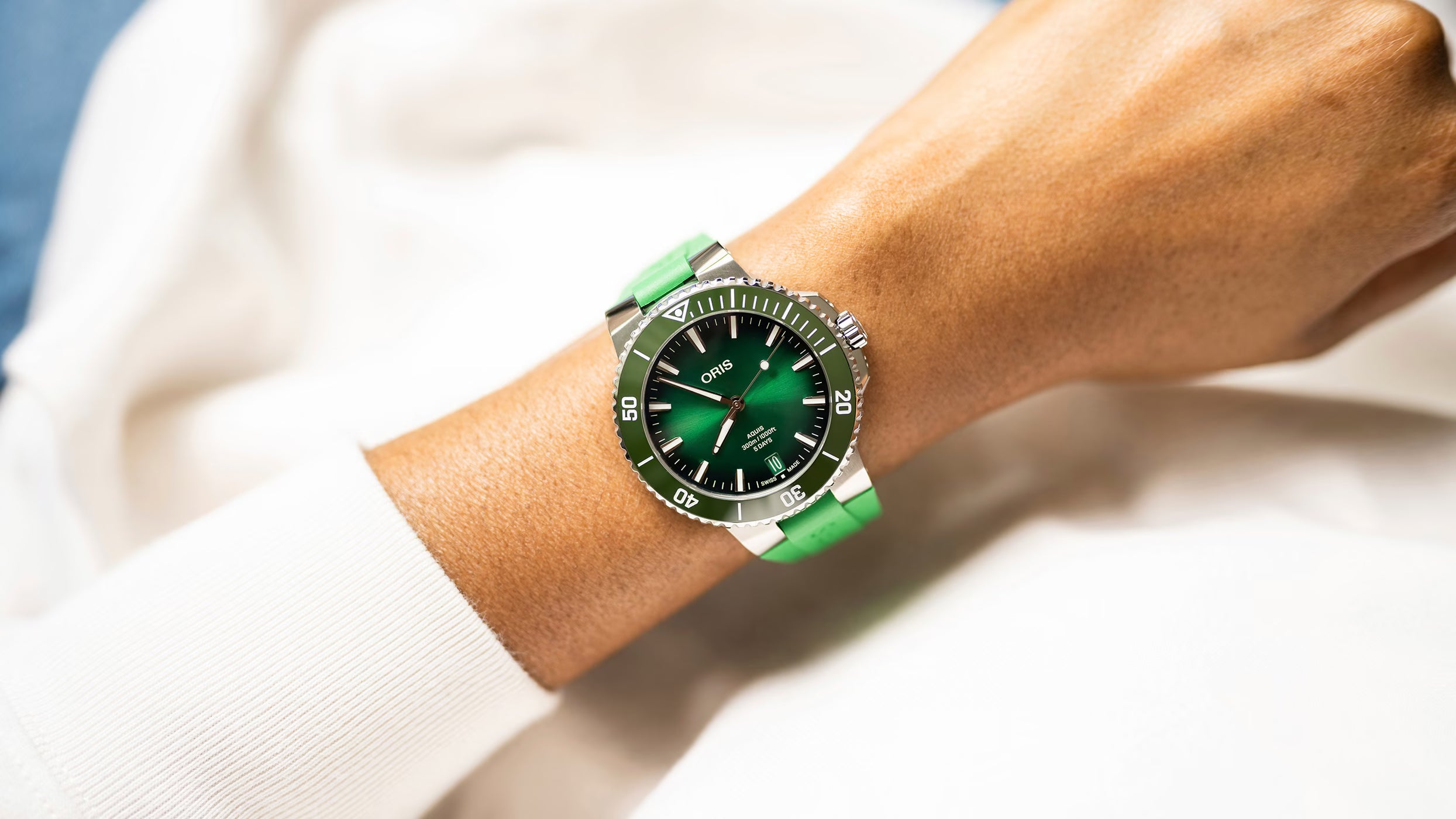 ORIS Aquis Date Calibre 400 01 400 7790 4157-07 4 23 47EB