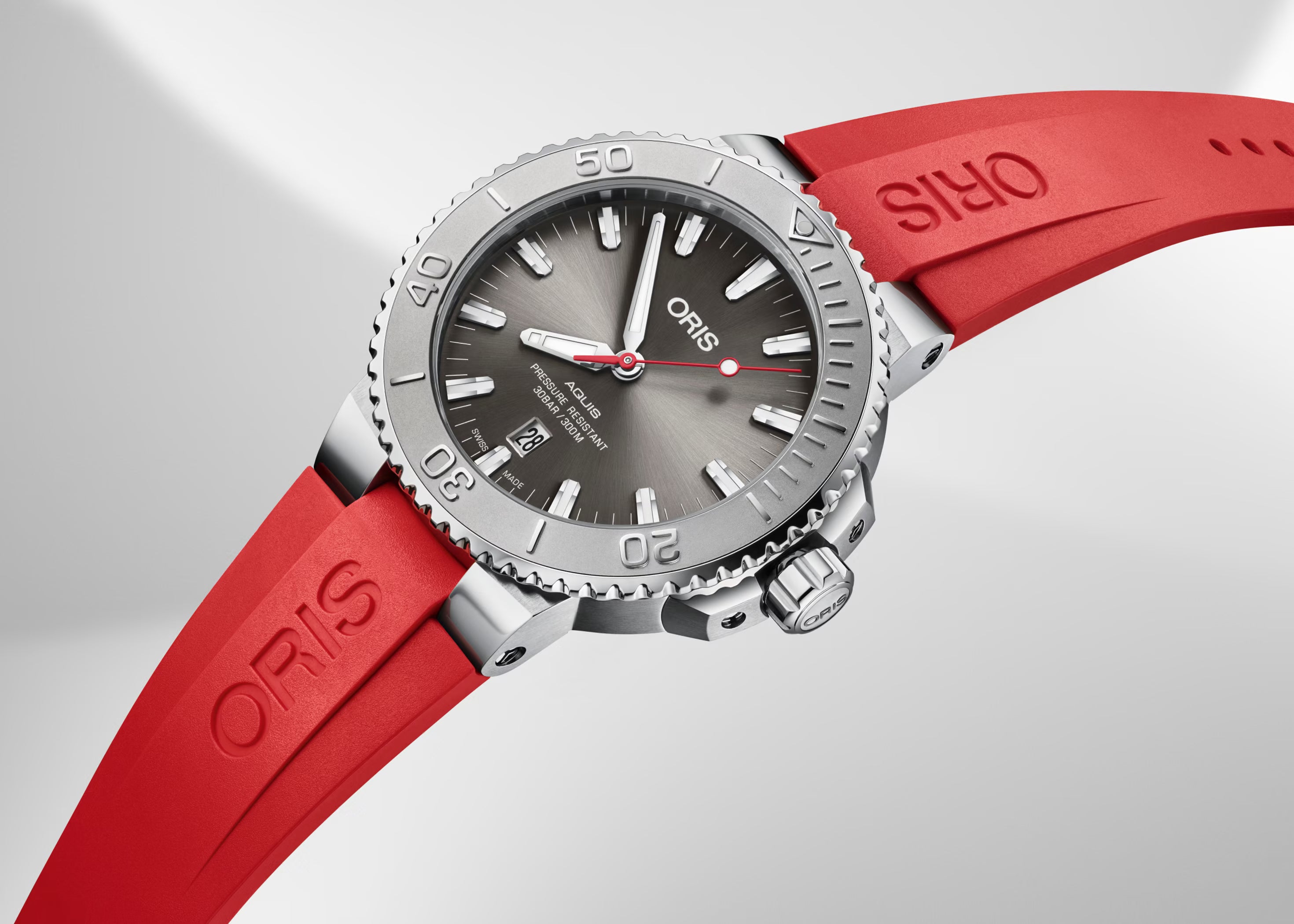 Oris Aquis Date Relief 43.5mm 01 733 7730 4153-07 4 24 66EB