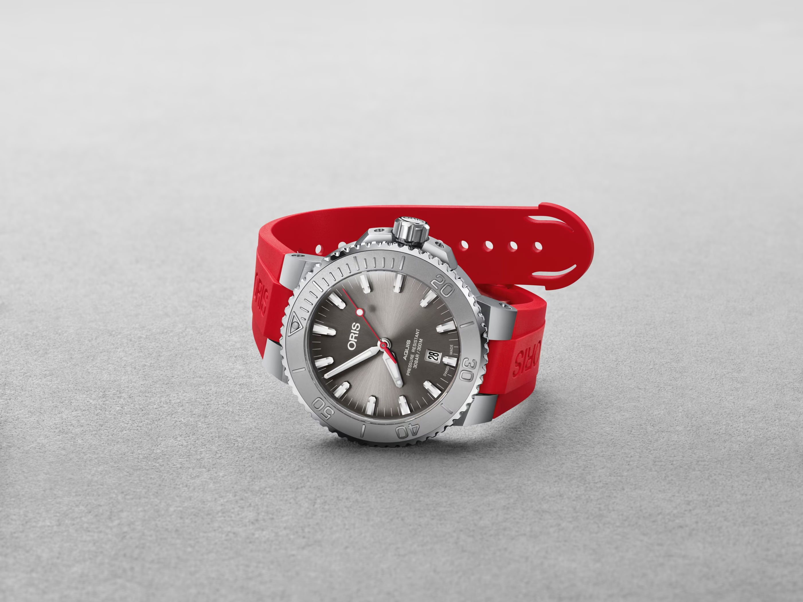 Oris Aquis Date Relief 43.5mm 01 733 7730 4153-07 4 24 66EB