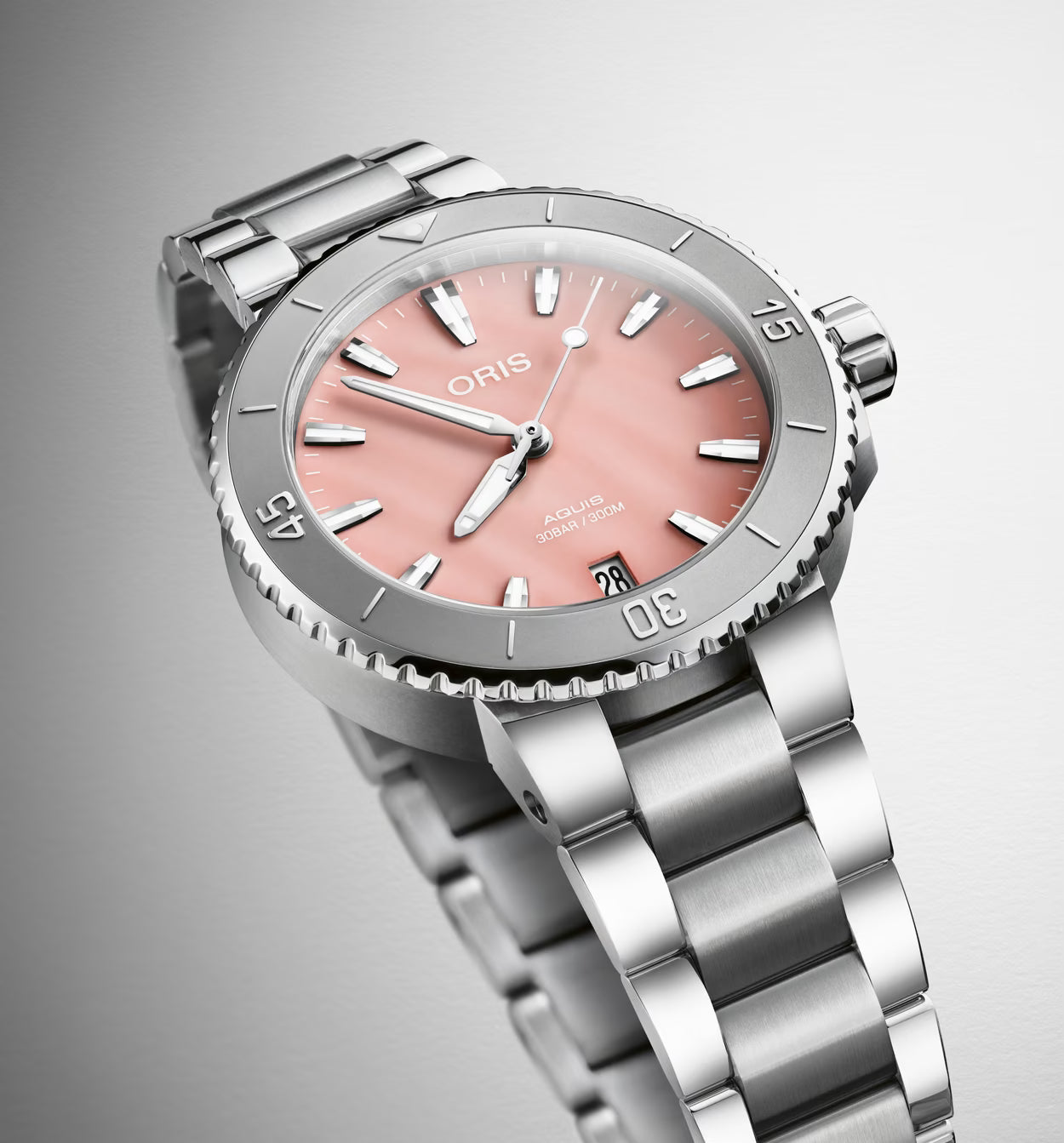 ORIS Aquis Date 01 733 7770 4158-07 8 18 05P