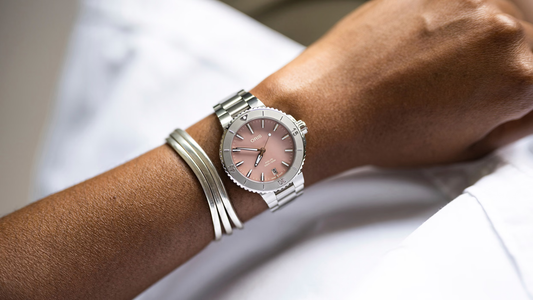 ORIS Aquis Date 01 733 7770 4158-07 8 18 05P