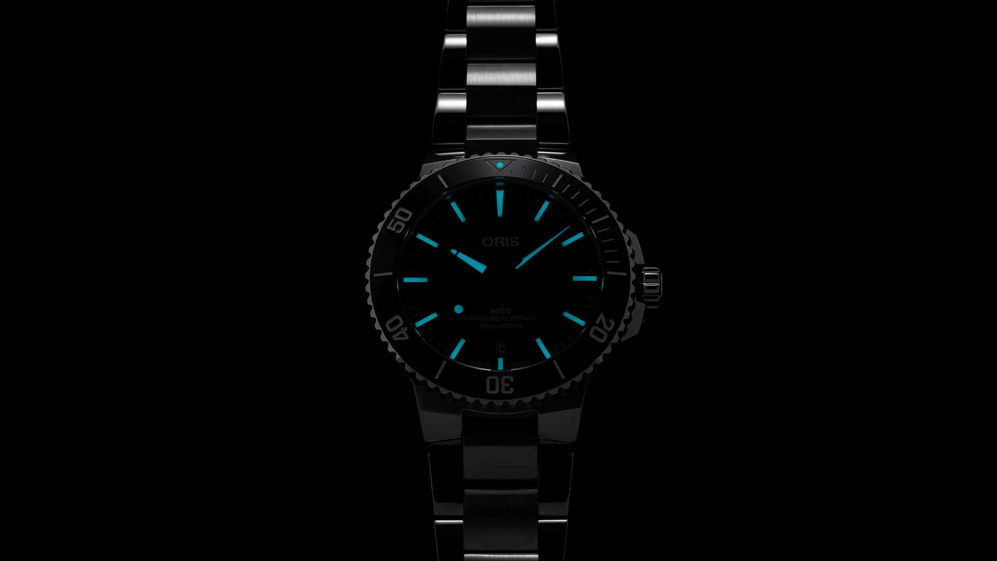 ORIS Aquis Date  01 733 7787 4135-07 8 22 04PEB