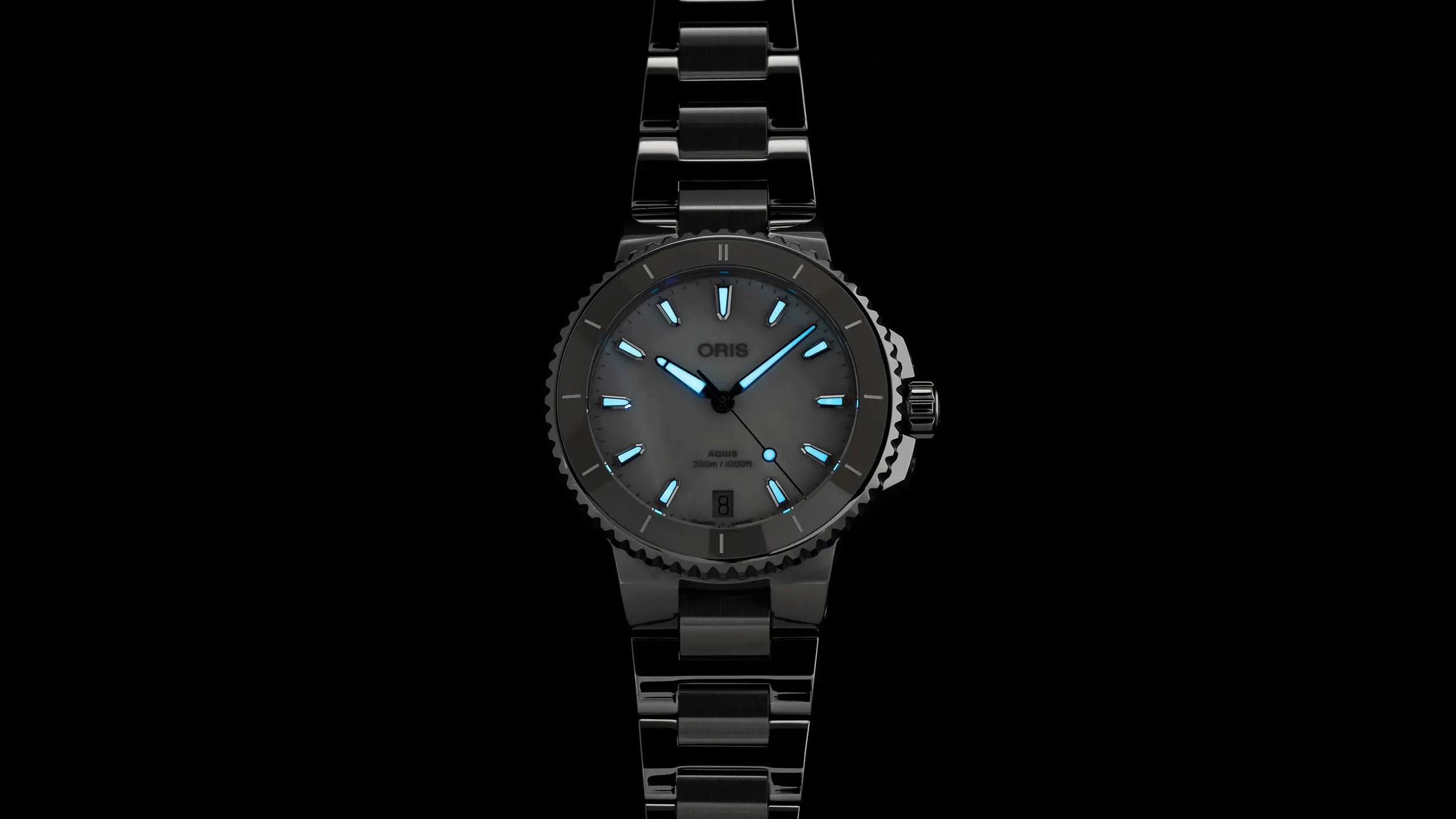 ORIS Aquis Date  01 733 7792 4151-07 8 19 05P