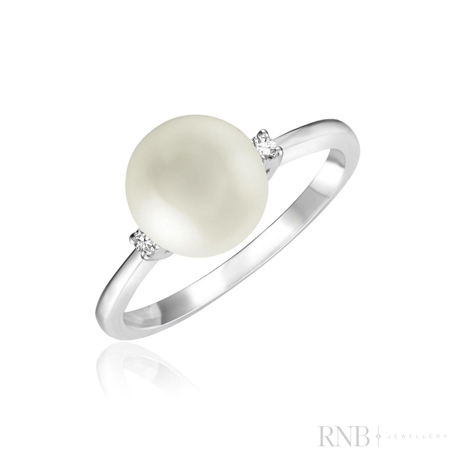 White Grey Pearl & Diamond Ring
