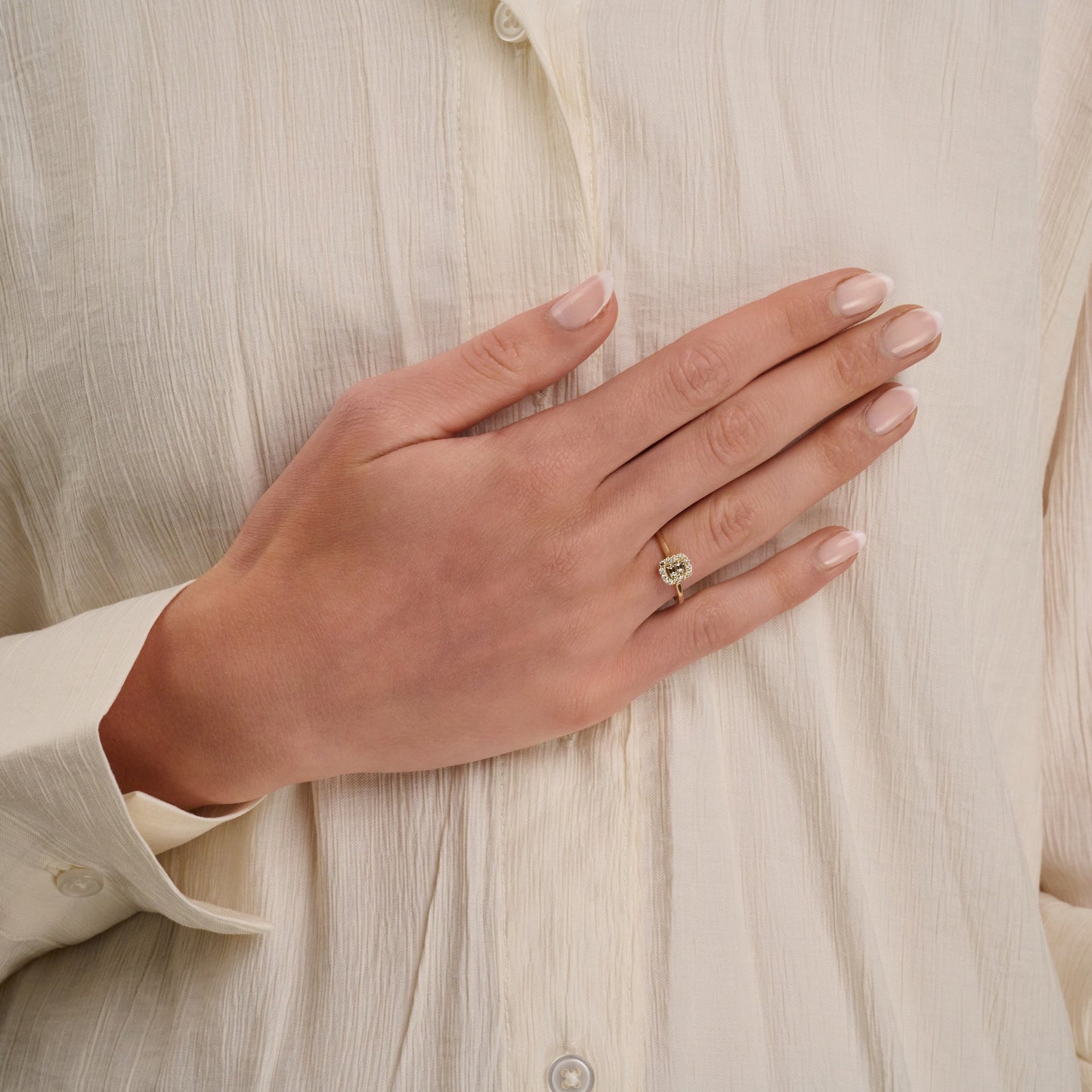 Emerald Shape Illusion Diamond Ring