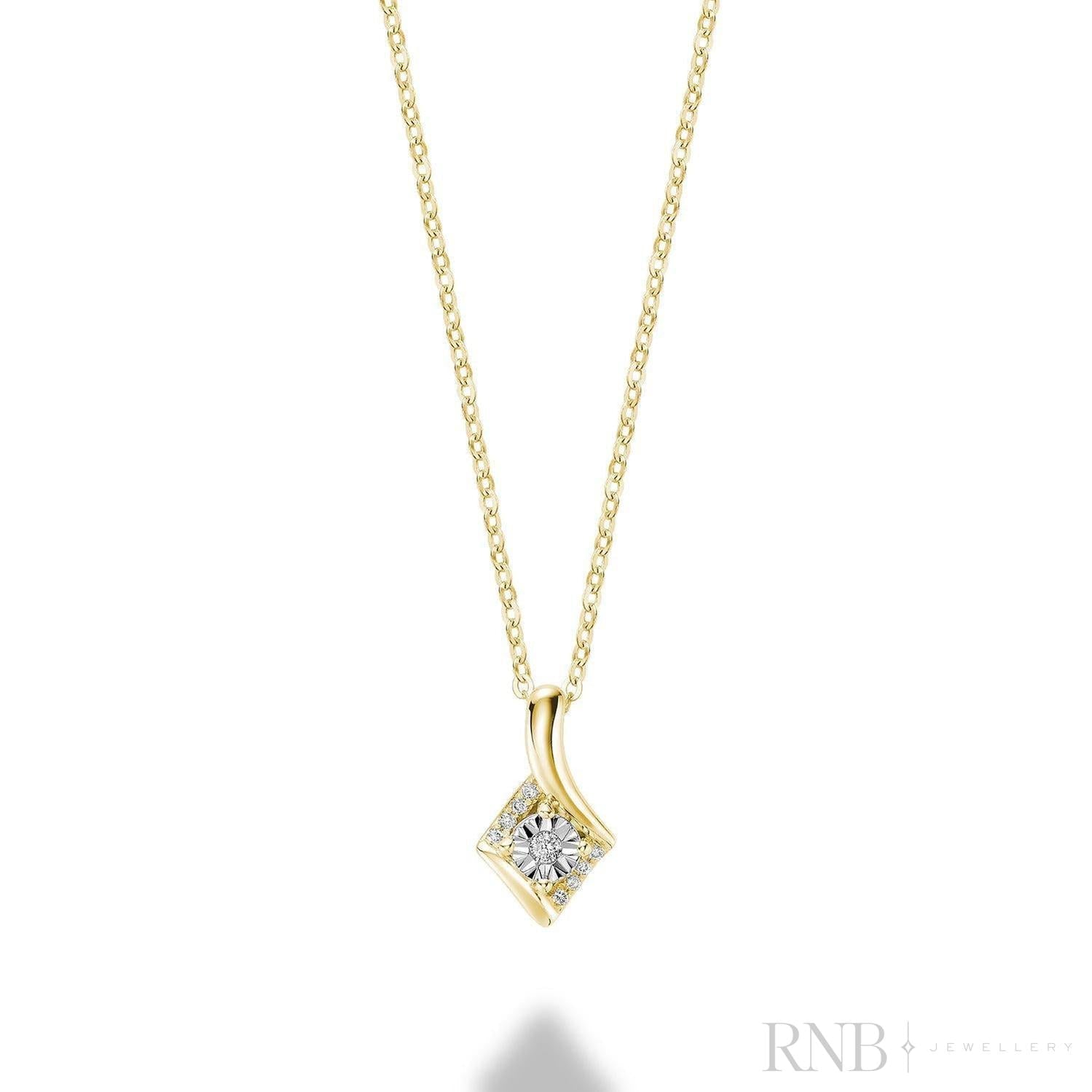Illusion Setting Diamond Pendant
