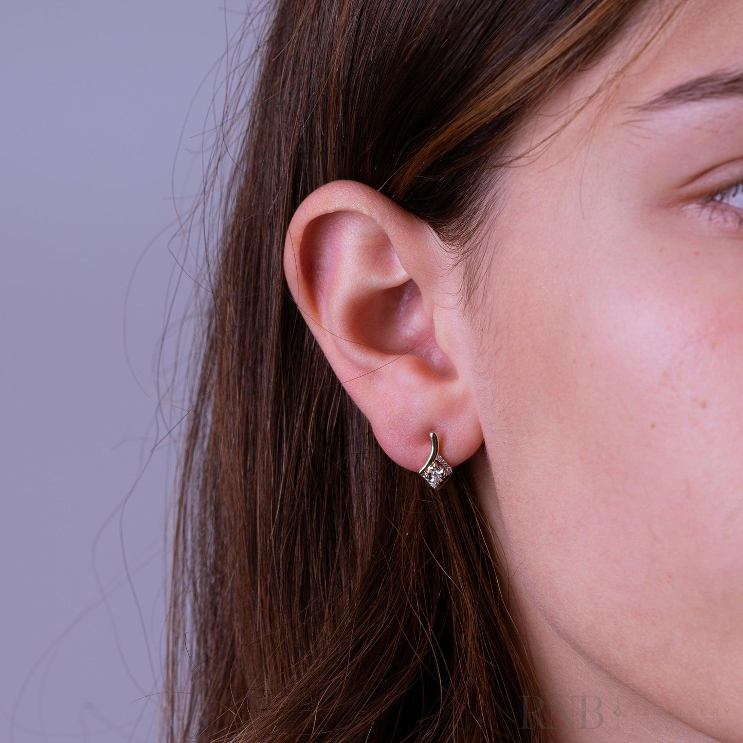 Illusion Setting Diamond Stud Earrings