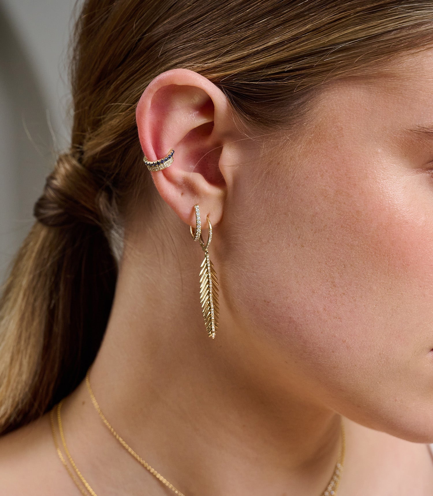 Leaf Dangle Diamond Earrings