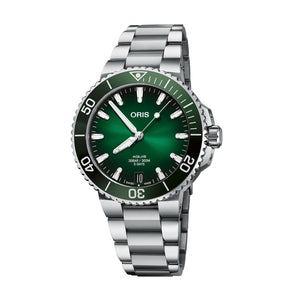 Oris Aquis Date Calibre 400 41.5 mm, green dial