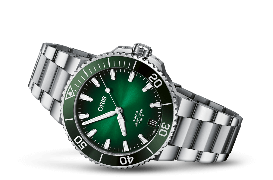 Oris Aquis Date Calibre 400 41.5 mm, green dial