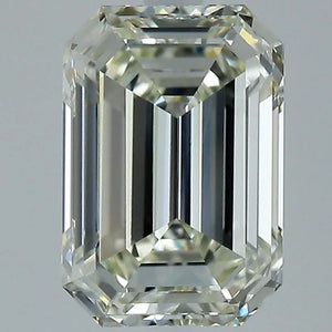 3.02 Carats EMERALD Diamond