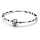 PANDORA  Silver Sparkling Snowflake Clasp Bangle Limited Edition - 592286C01-21 (RETIRED)
