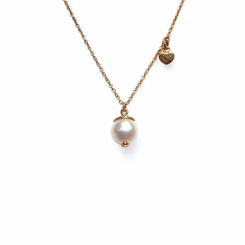 Rose Gold Pearl Necklace