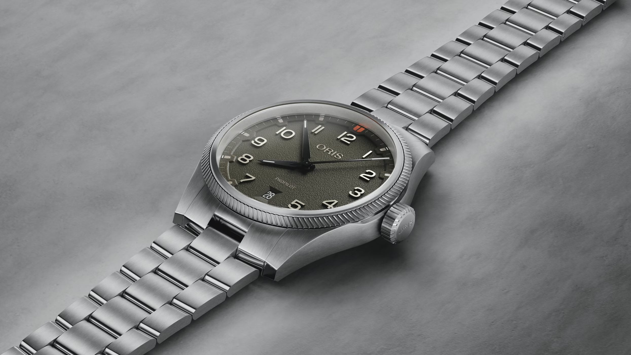ORIS ProPilot Date 01 733 7805 4167-07 8 20 04LC
