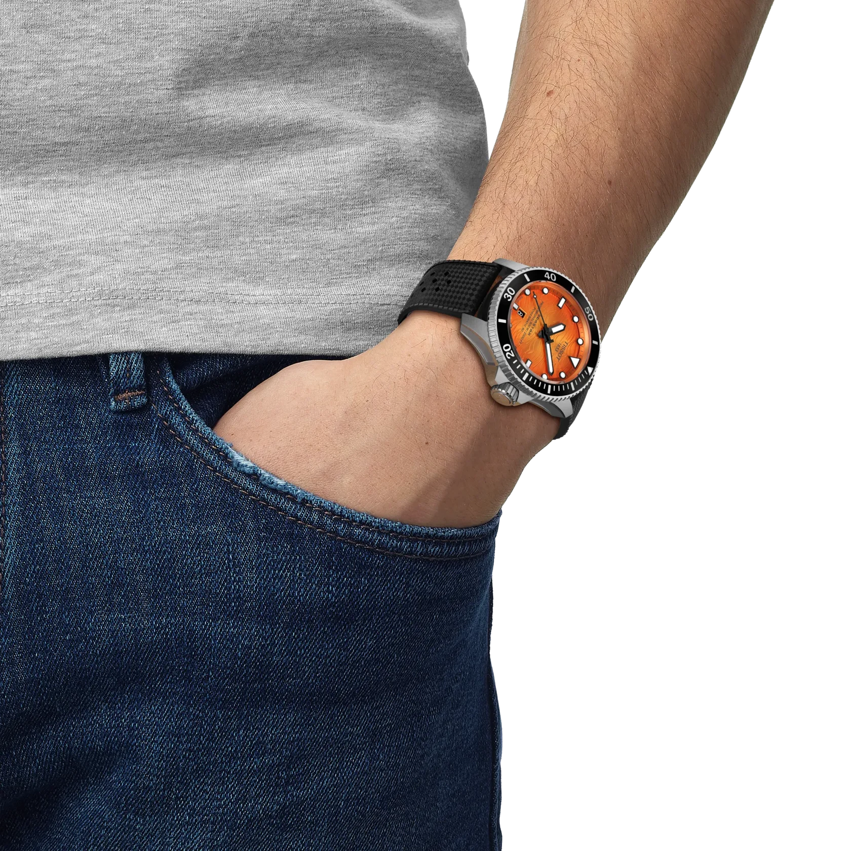 Tissot Seastar 2000 44mm T1209071728100
