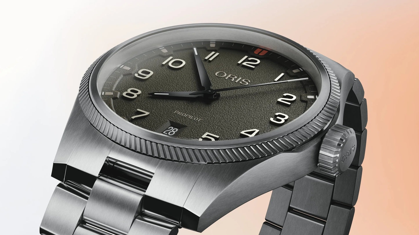 ORIS ProPilot Date 01 733 7805 4167-07 8 20 04LC