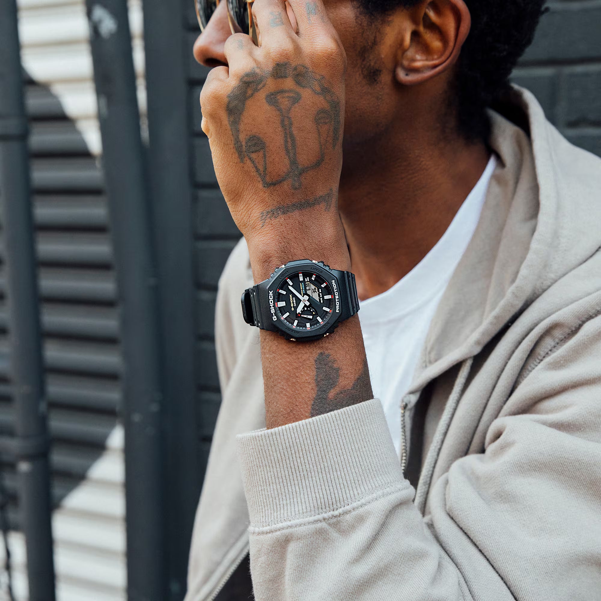 CASIO G-SHOCK ANALOG-DIGITAL 2100 Series GA-2100RL-1A