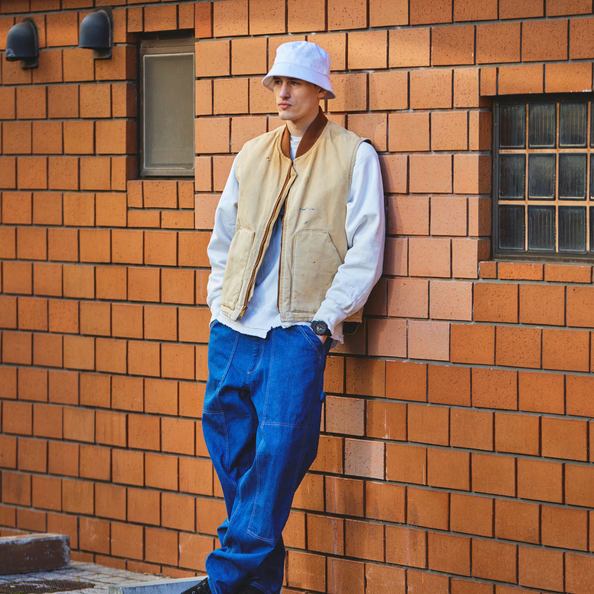 CASIO G-SHOCK ANALOG-DIGITAL 2100 Series GA-B2100-1A