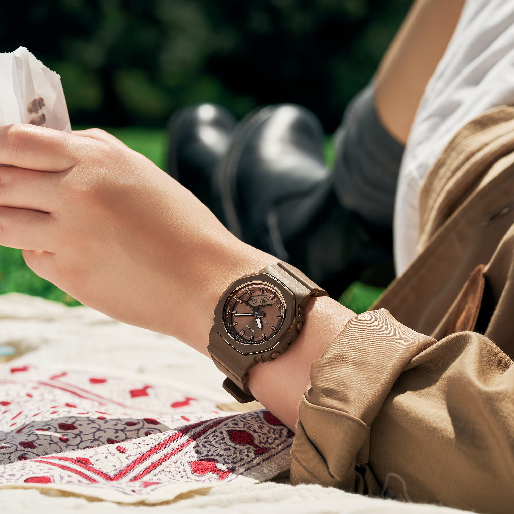 CASIO G-SHOCK ANALOG-DIGITAL WOMEN GMA-P2110B-5A