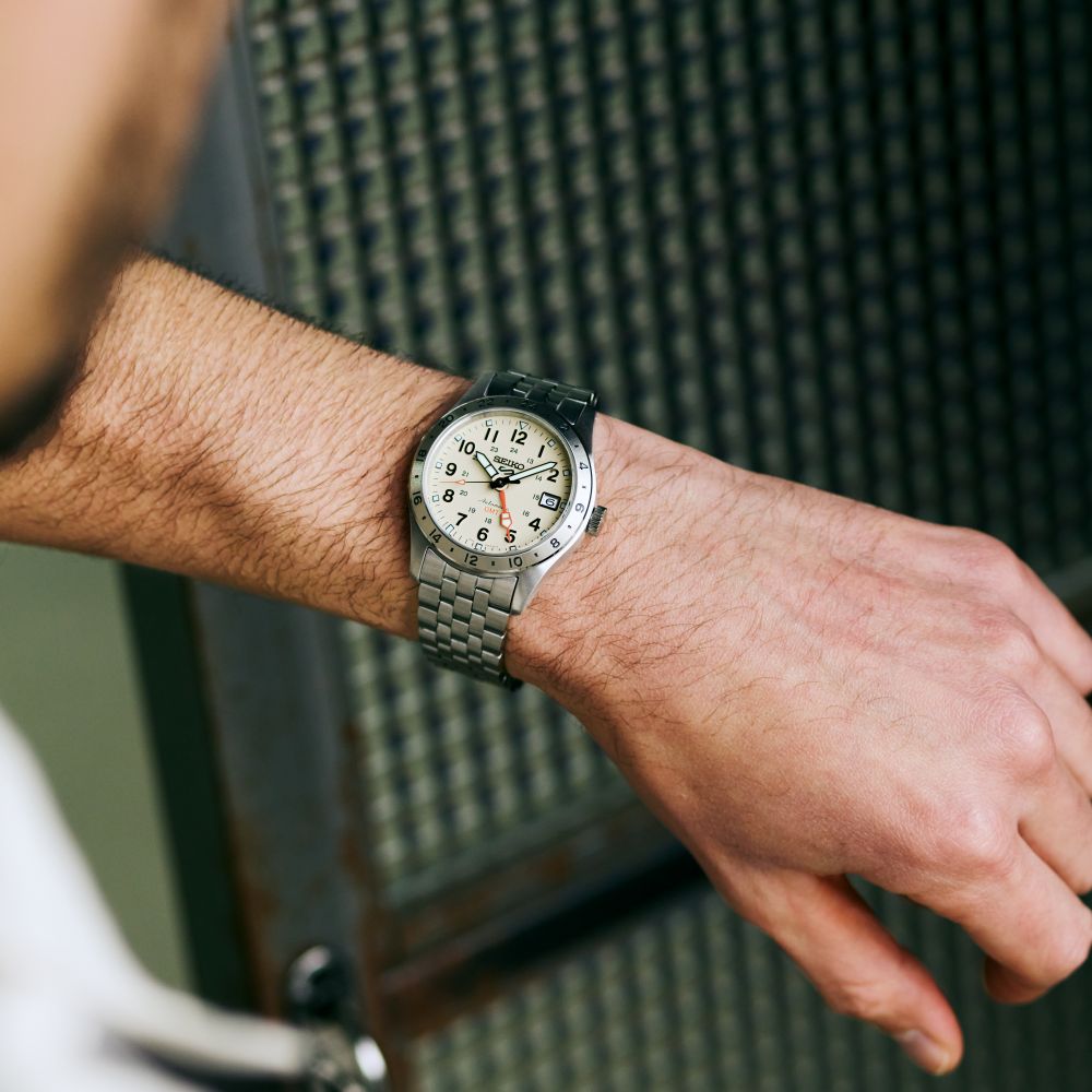 Seiko 5 Sports Field series HDB002
