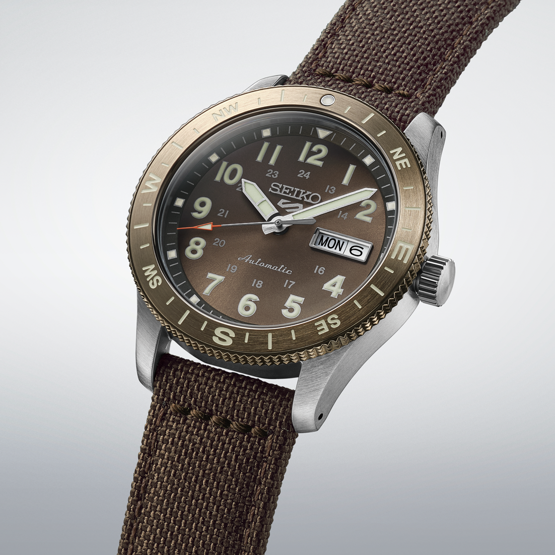 Seiko 5 Sports Field series HDB009