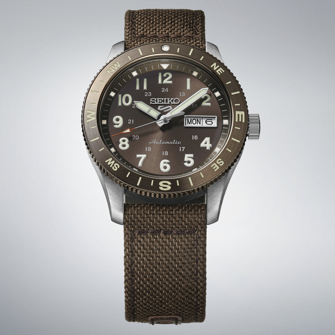 Seiko 5 Sports Field series HDB009