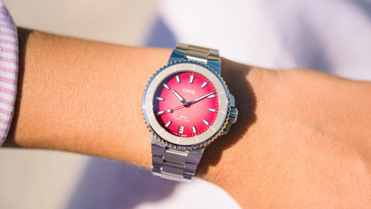 ORIS Aquis Date Taste of Summer 01 733 7792 4158-07 8 19 05P