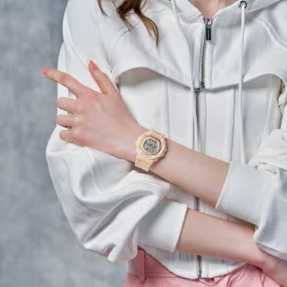 CASIO G-SHOCK G-SQUAD WOMEN GMD-B300-4