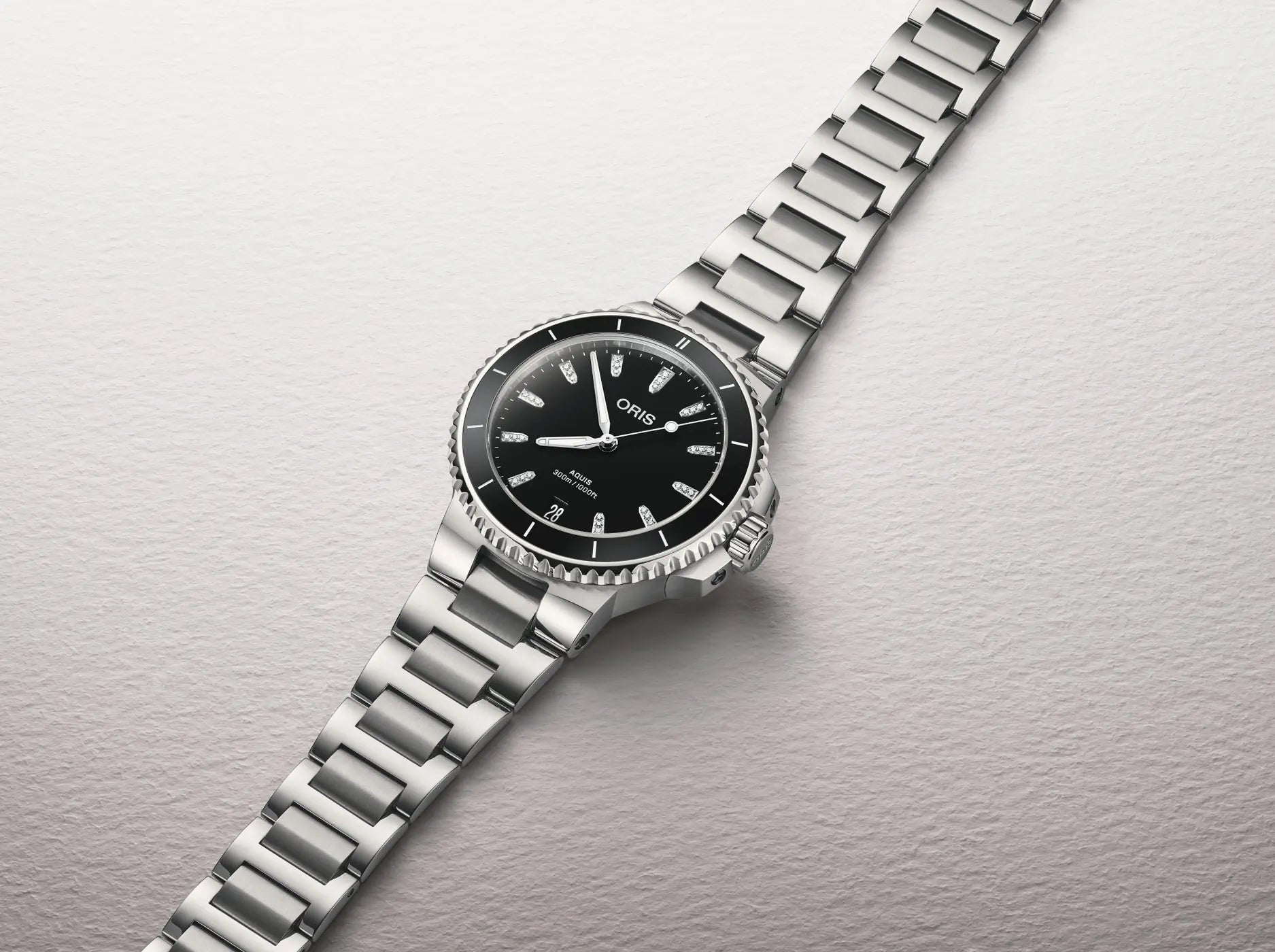 ORIS Aquis Aquis Date Diamonds  01 733 7792 4194-07 8 19 05P