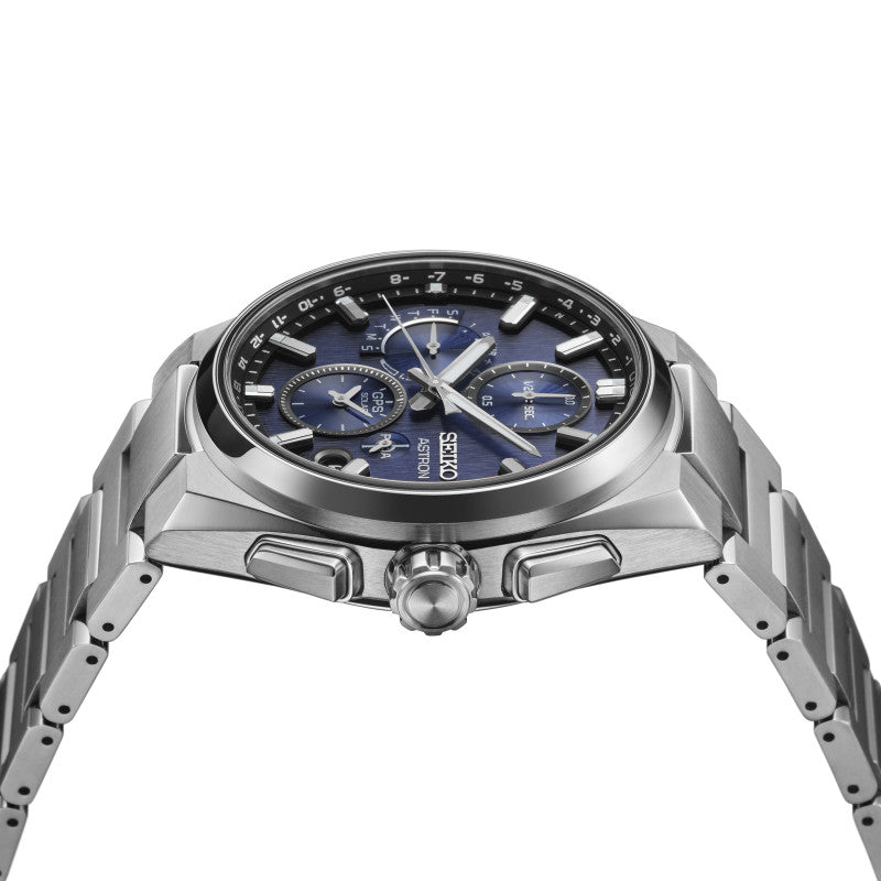 Seiko Astron GPS Solar Dual Time Chronograph SSH161