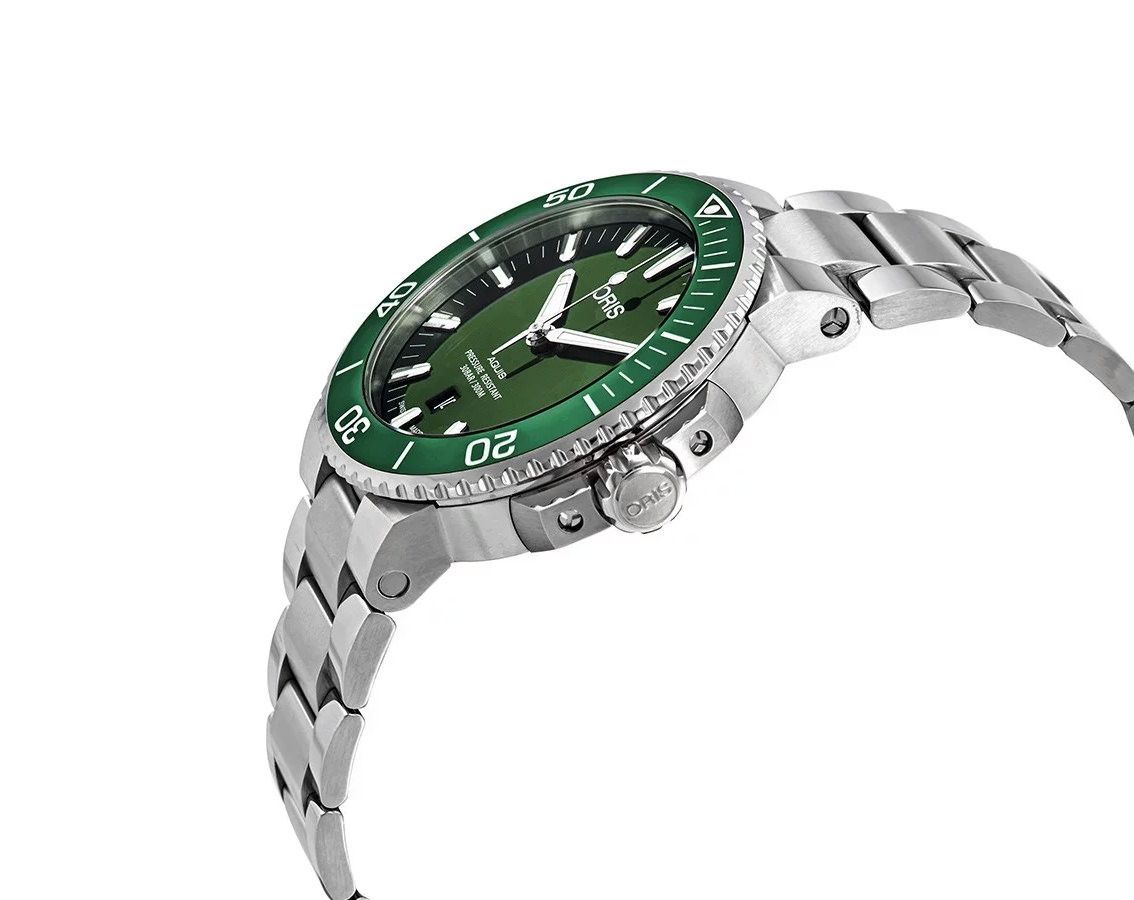 ORIS AQUIS DATE GREEN DIAL 43.5MM 01 733 7730 4157-07 8 24 05PEB
