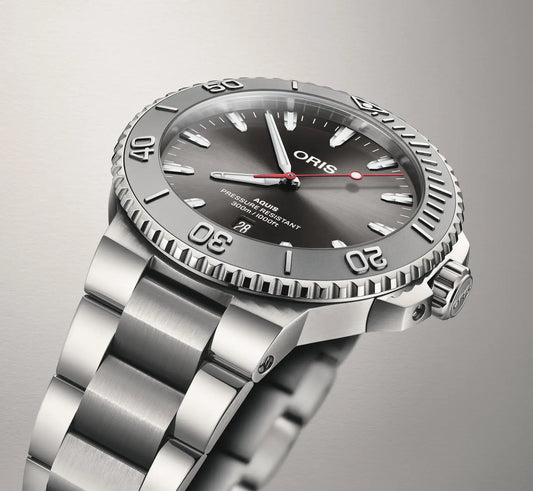 ORIS Aquis Date Relief  01 733 7789 4153-07 8 23 04PEB