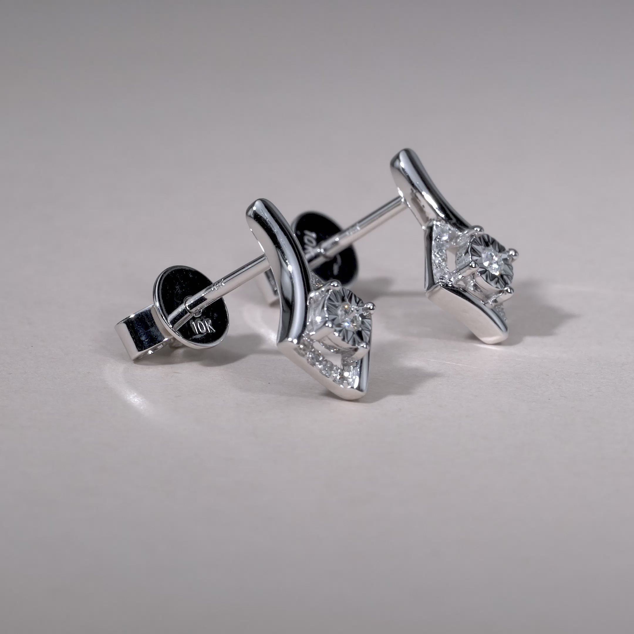Illusion Setting Diamond Stud Earrings