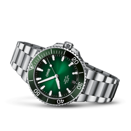 Oris Aquis Date Calibre 400 41.5 mm, green dial  01 400 7769 4157-07 8 22 09PEB