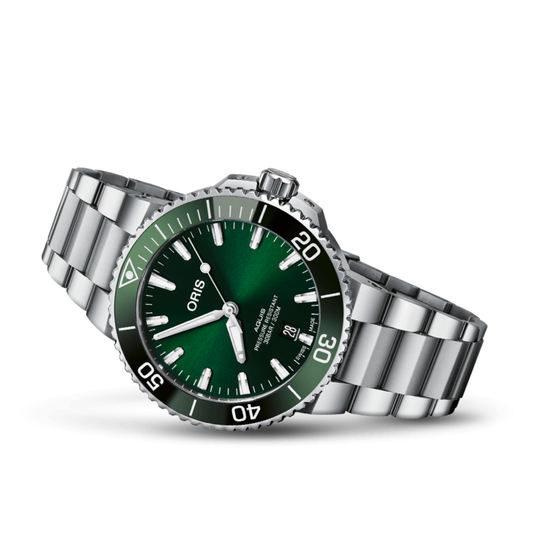 ORIS AQUIS DATE GREEN DIAL 41.5MM 01 733 7766 4157-07 8 22 05PEB