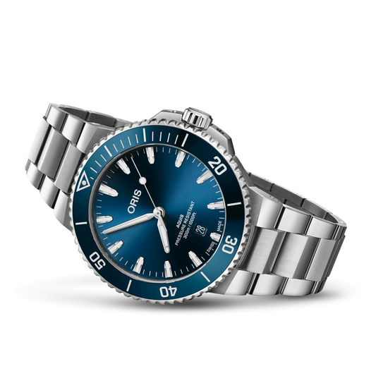 Oris Aquis Date 01 733 7789 4135-07 8 23 04PEB
