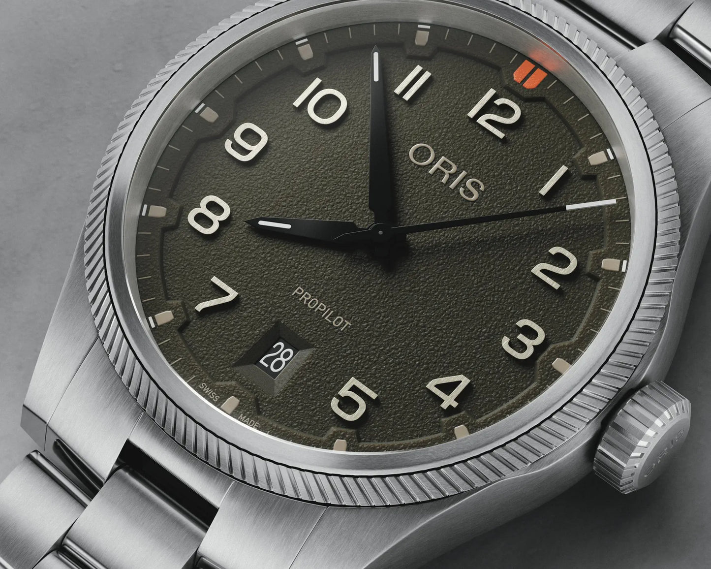 ORIS ProPilot Date 01 733 7805 4167-07 8 20 04LC