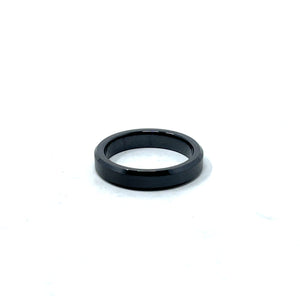 Ceramic Wedding Ring Band in Black (4mm)