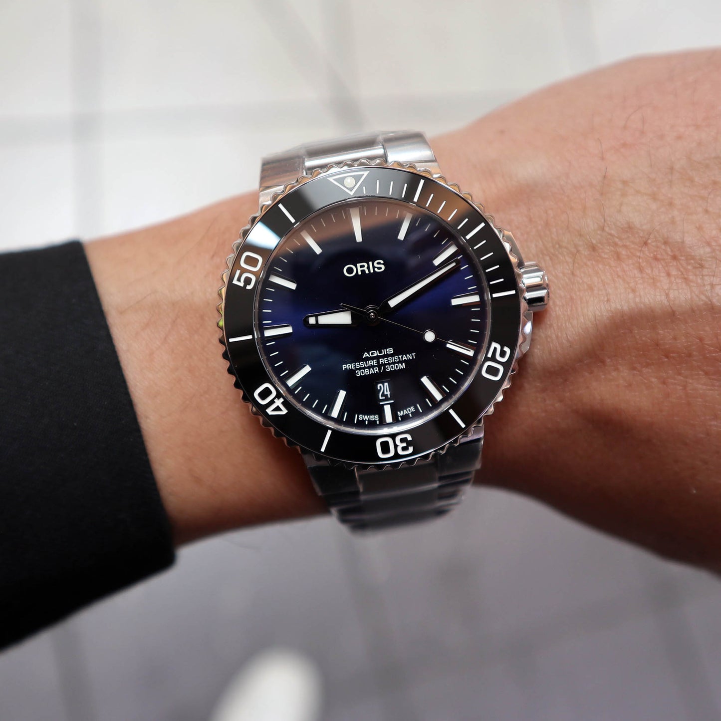 Oris Aquis Date 41.5MM 01 733 7766 4135-07 8 22 05PEB