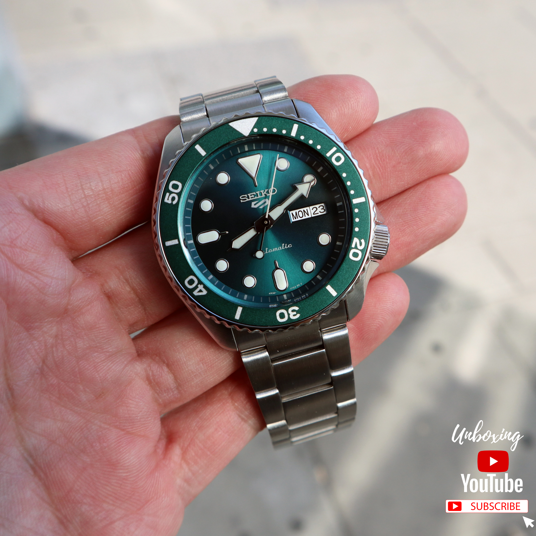 SEIKO 5 SPORTS AUTOMATIC WATCH IN GREEN SRPD61K1J