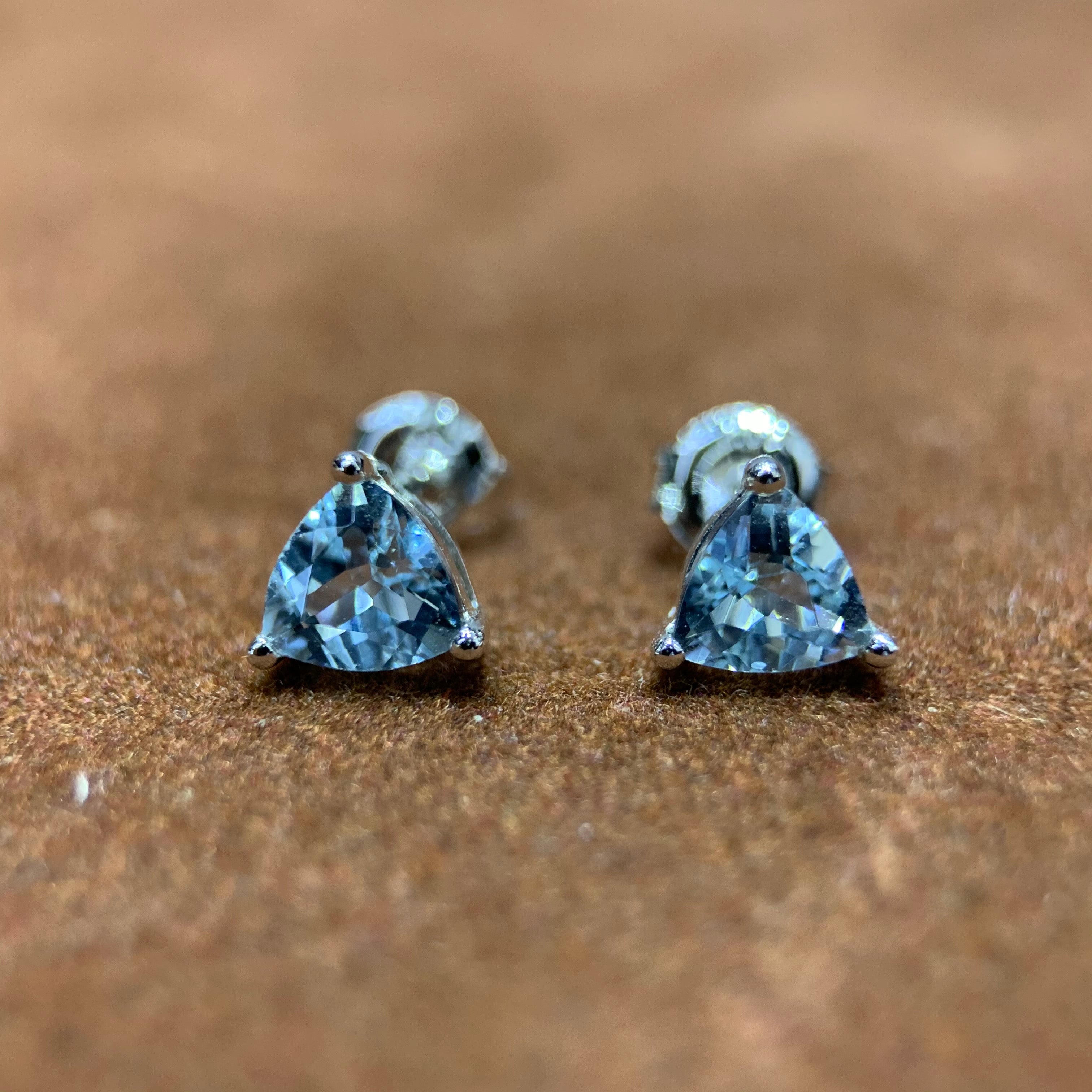 Trillion Cut Aquamarine Gemstone Earring Studs in 10k White Gold